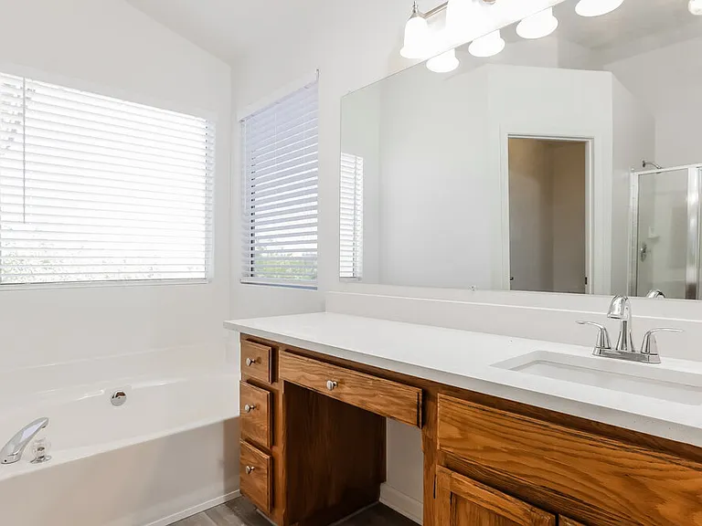 18400 N 83rd Dr — Photo 11