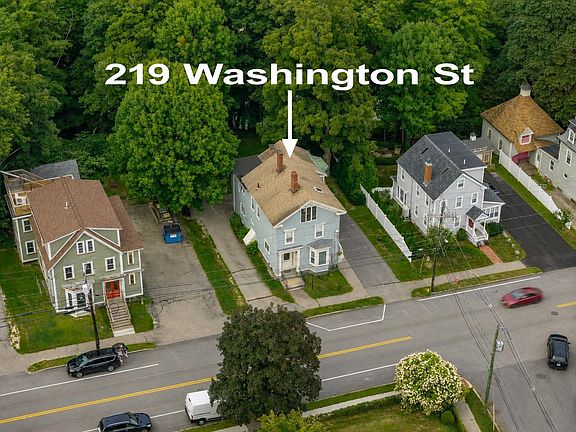 3rd image of 219 Washington Street