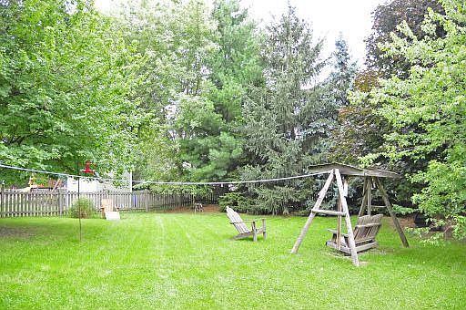 2nd image of 746 Lancaster Ln