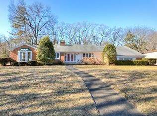 1003 Lincolnshire Dr, Champaign, IL 61821