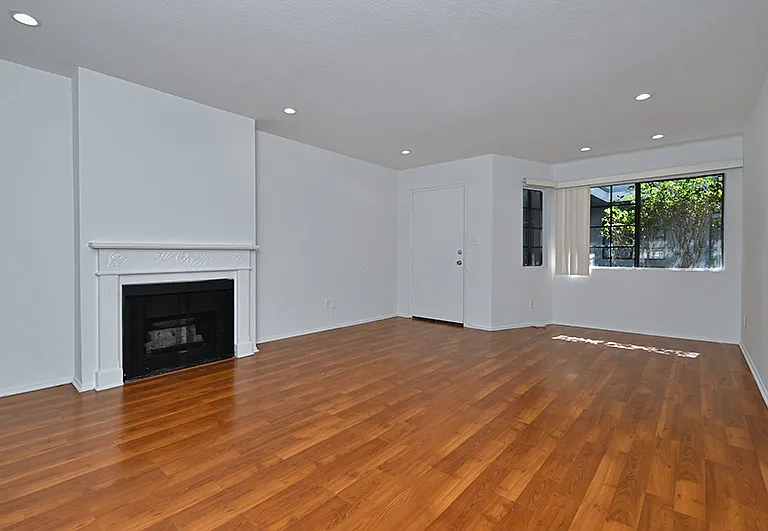 4235 Whitsett Ave #105 — Photo 8
