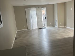 718 Broad St APT B1, Meriden, CT 06450