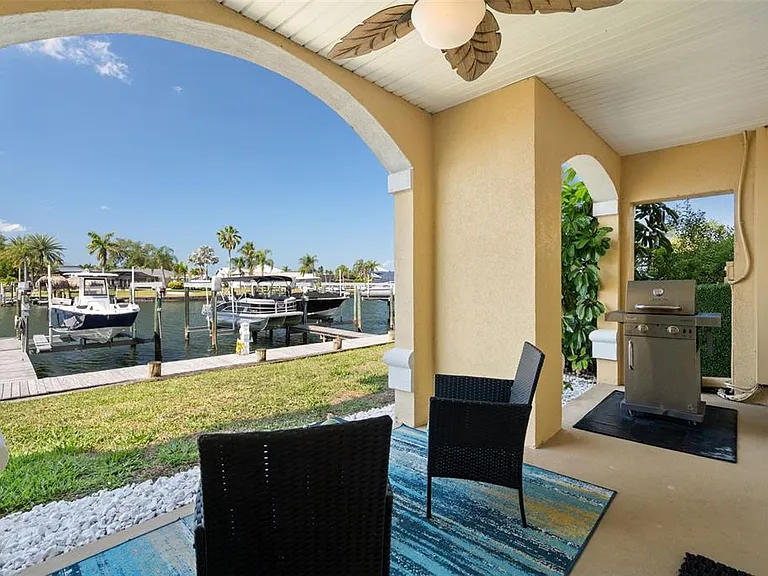 6420 Sunset Bay Cir — Photo 47