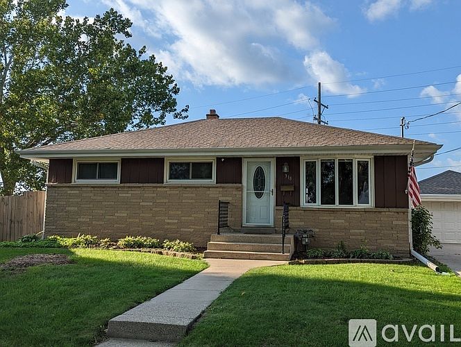 1st image of 318 Gascoigne Dr