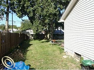 5th image of 13416 McGuire St