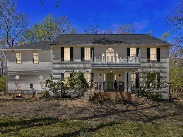 7312 Baldwin Ridge Rd — Photo 1