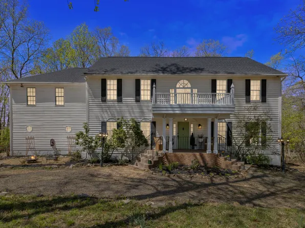 7312 Baldwin Ridge Rd, Warrenton, VA 20187