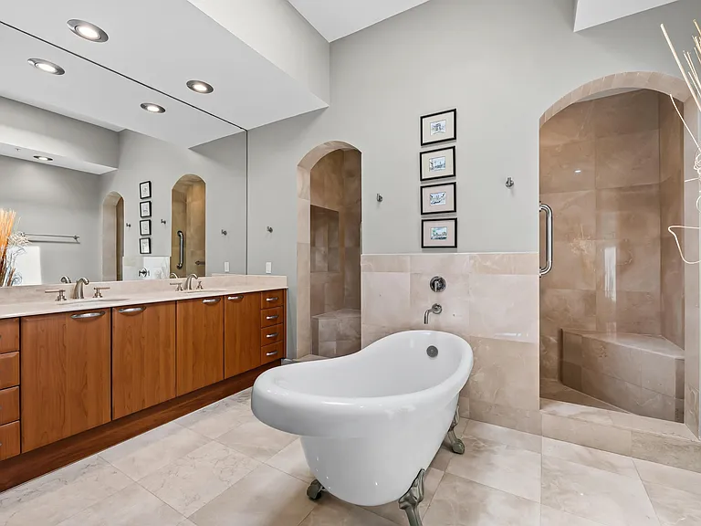 701 SE 21st Ave #501 — Photo 20