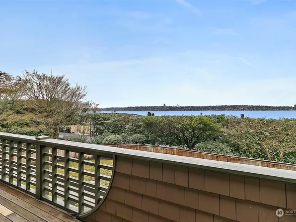 1800 73rd Ave NE, Medina, WA 98039