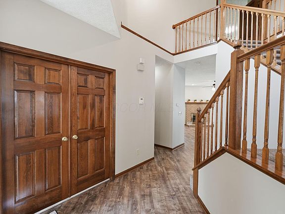 5th image of 708 N Starr Dr