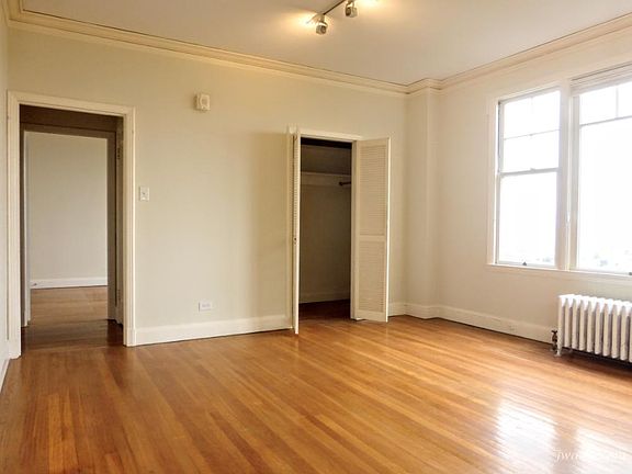 3rd image of 75 Buena Vista Ave E #701