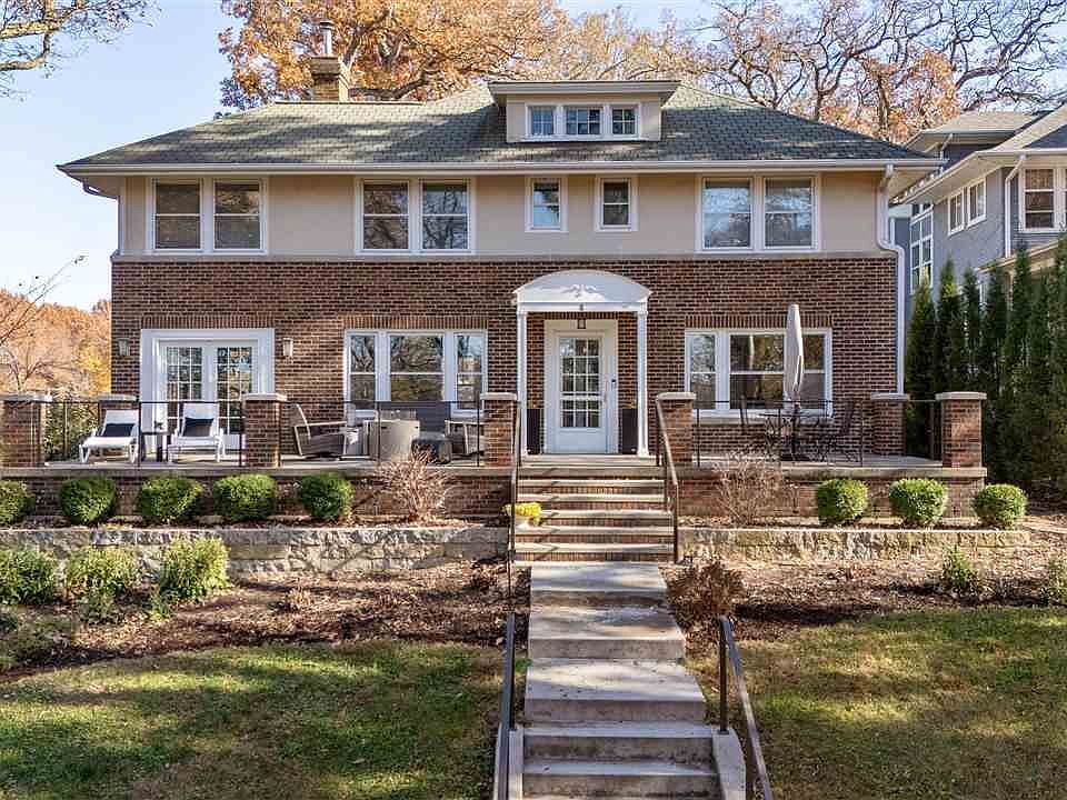 1st image of 8 Bella Vista Pl