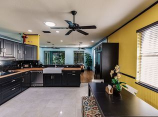 559 Crossfield Cir, Naples, FL 34104