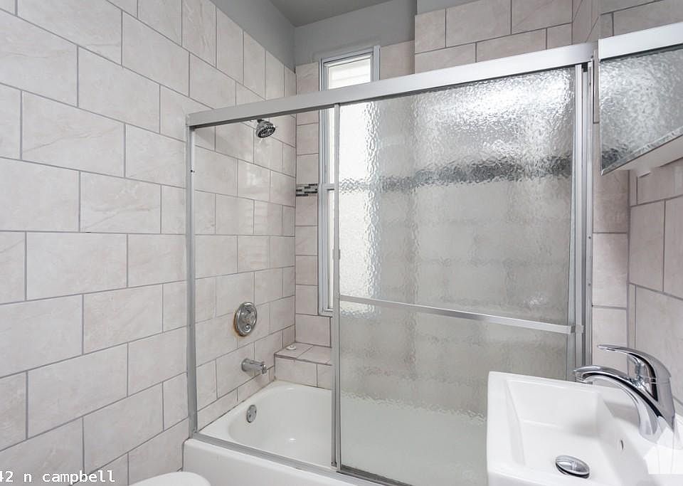 1st image of 1642 N Campbell Ave #326