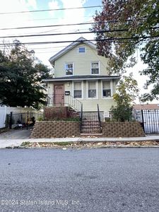 226 Harbor Rd, Staten Island, NY, 10303