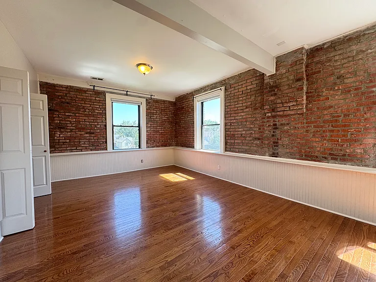 503 1/2 N 6th St #1 — Photo 10