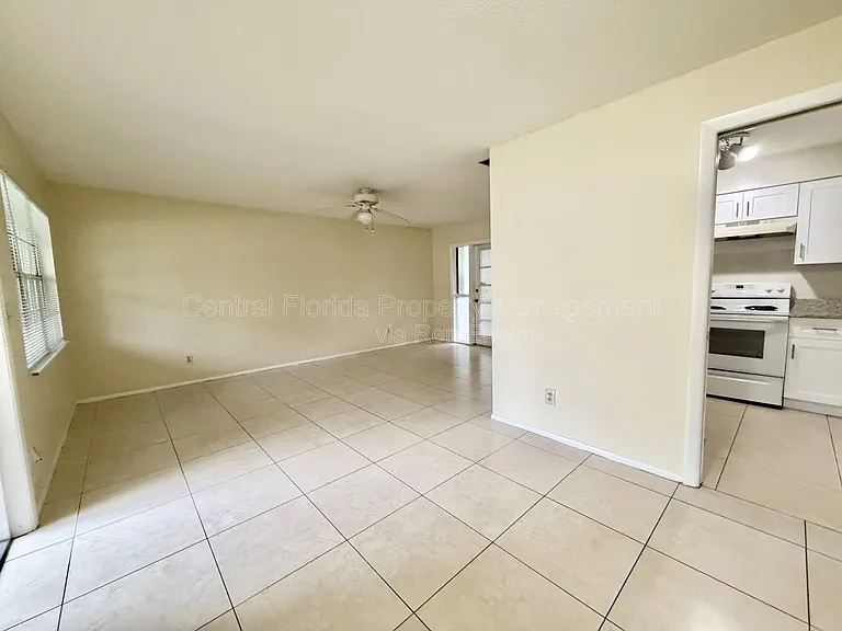 2203 S Park Ave #A — Photo 8