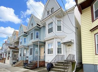 421 Cleveland Ave, Harrison, NJ 07029