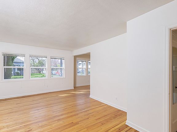 2nd image of 1501-1517 NE 61st Ave #1125100
