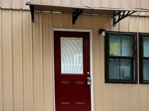 3166 Judio Rd, Burkesville, KY 42717