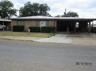 902 Jeffee Dr, Kermit, TX 79745
