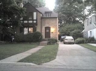 632 S Bristol Ln, Arlington Heights, IL