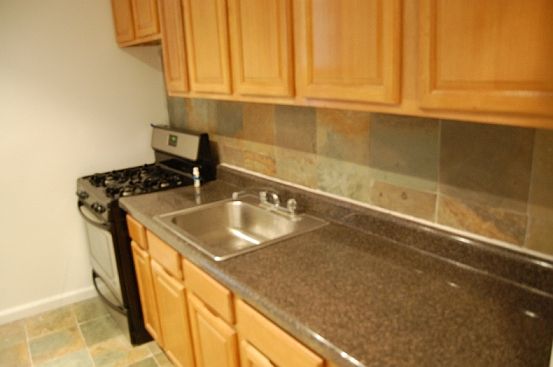 2nd image of 537 Clinton Ave APT 6F