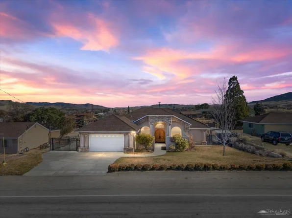 21400 Westwood Blvd, Tehachapi, CA 93561