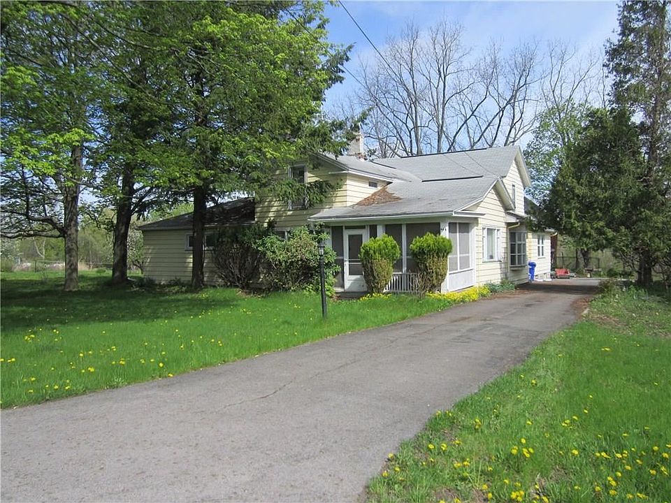 2nd image of 444 Holley St