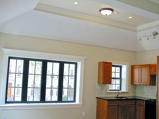 Rented by Flateau Realty | media 14