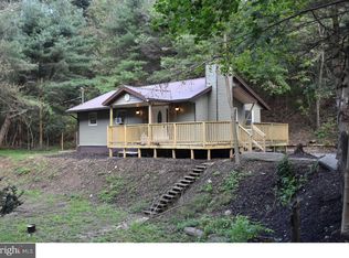 147 Hemlock Dr, Pottsville, PA 17901