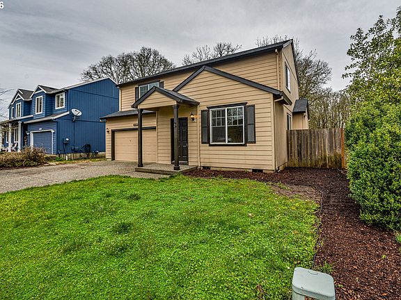 2nd image of 59388 Alderwood Dr