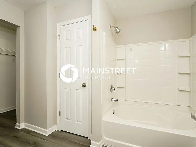 Main Bathroom