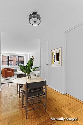 4th image of 420 E 55th St APT 3T