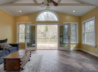 9207 Howardsville Tpke, Schuyler, VA