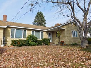 13 Yarmouth Rd, Gray, ME 04039