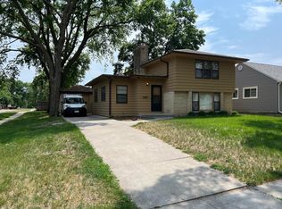 6741 Colby St, Lincoln, NE 68505