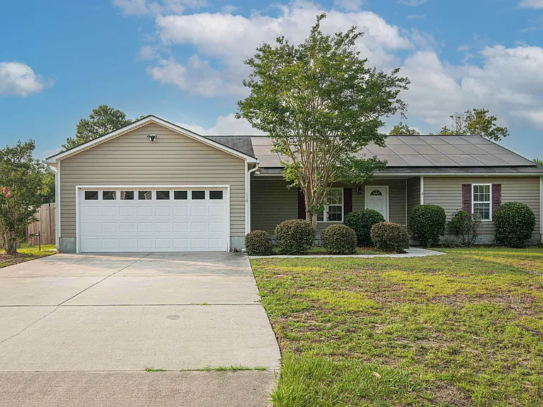 118 Magnolia Ln — Photo 1