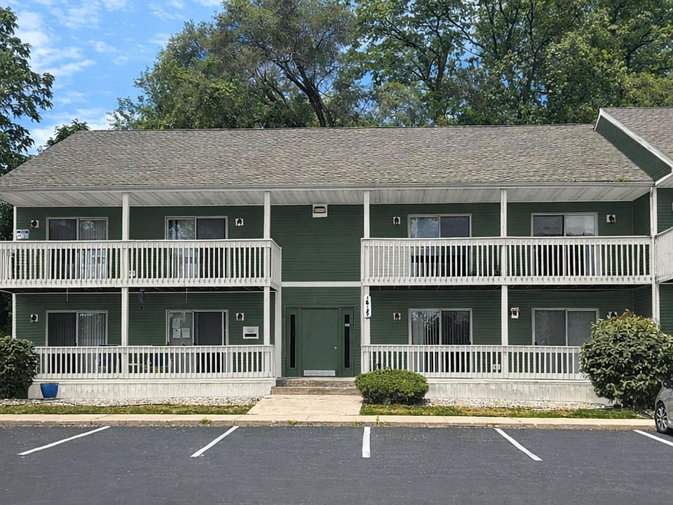 1st image of 18033B Bulla Rd #B