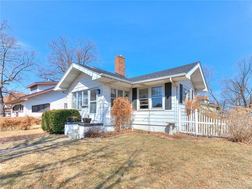 3725 Kingman Blvd, Des Moines, IA 50311 Zillow