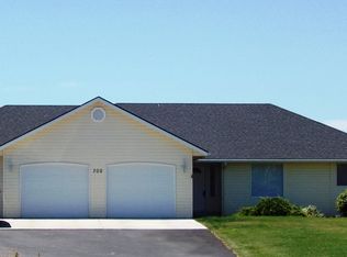700 Pheasant Crest Dr, Yakima, WA 98908