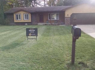1786 Pinecroft Ln SW, Wyoming, MI 49519