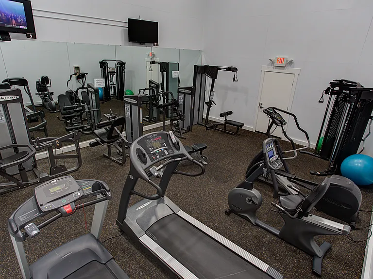 Commons at Avalon Park Apartments — Photo 12