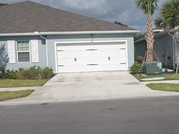 327 Raspberry Road, Fort Pierce, FL 34981