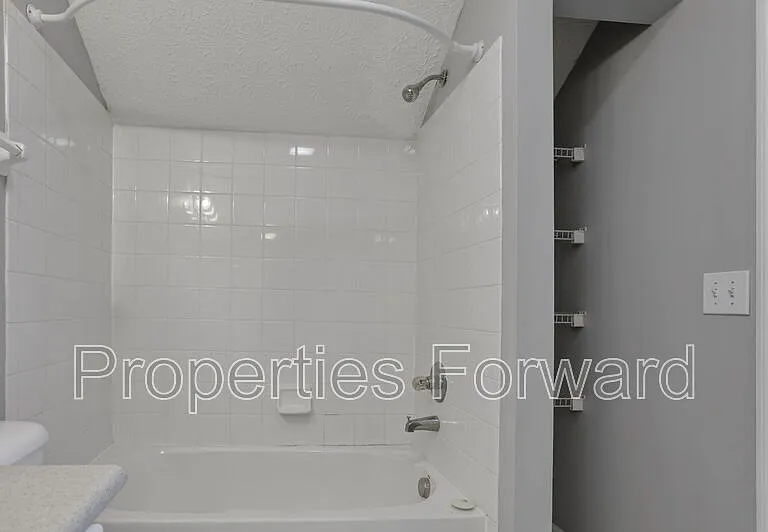 2623 Landings Way — Photo 16