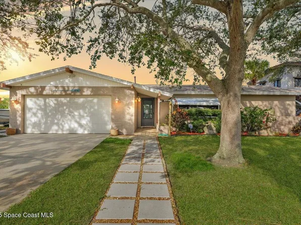 1630 E Riviera Dr, Merritt Island, FL 32952