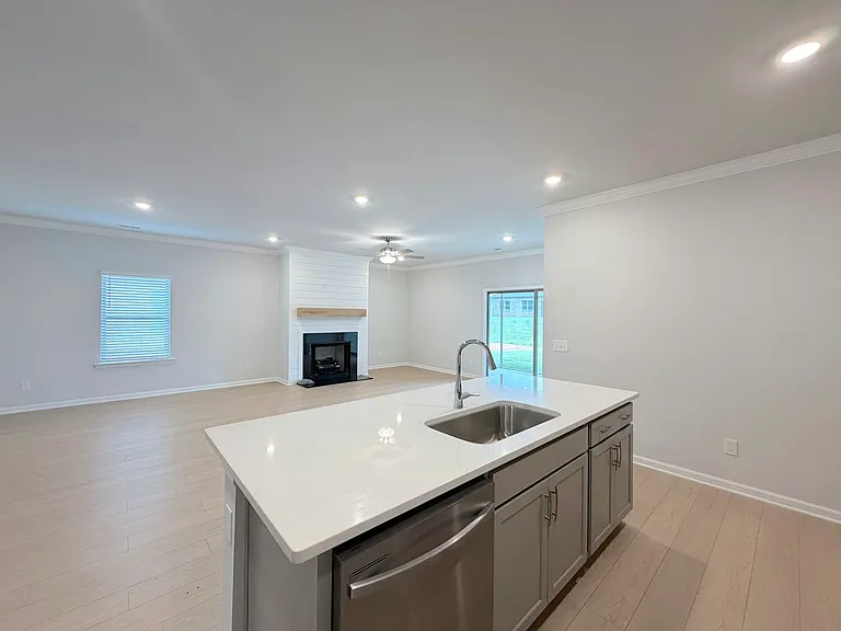 137 Clift Creek Dr — Photo 11