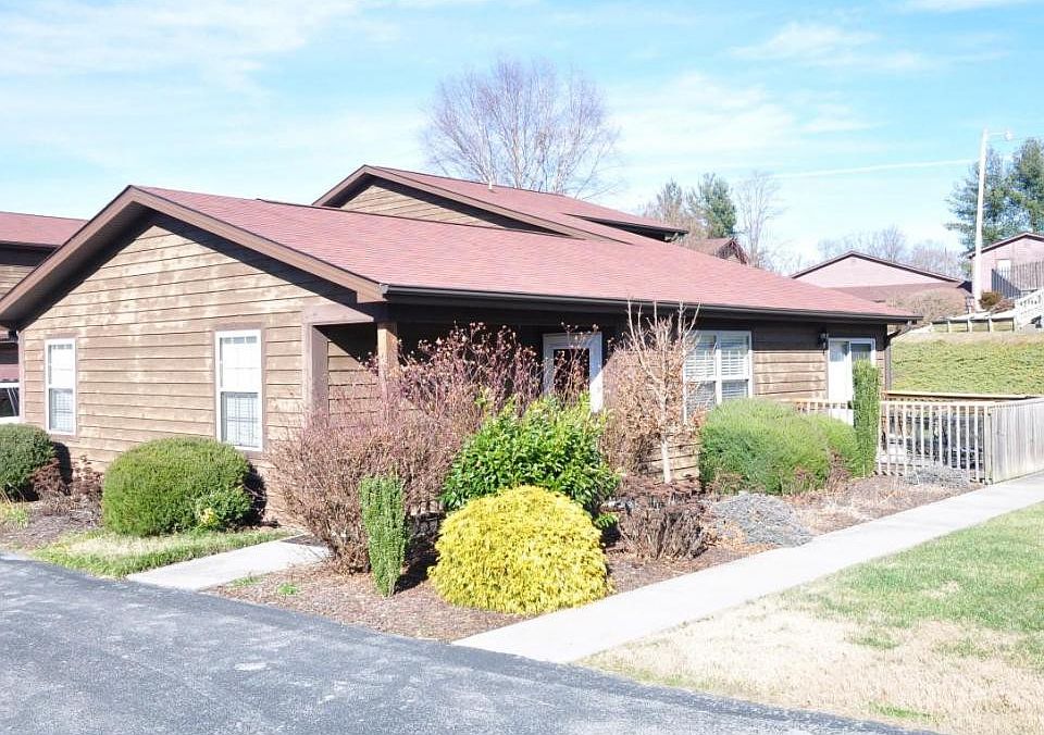 1st image of 511 Pilgrim Ct APT A