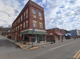 106 High Ave NE, Coeburn, VA 24230
