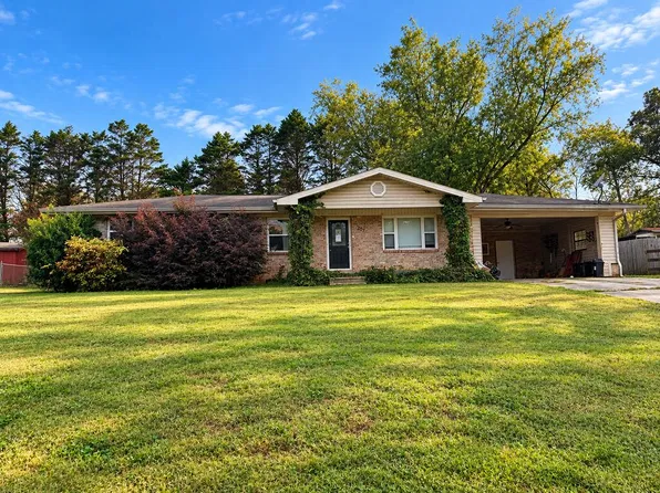 207 Rogers Dr, Ringgold, GA 30736